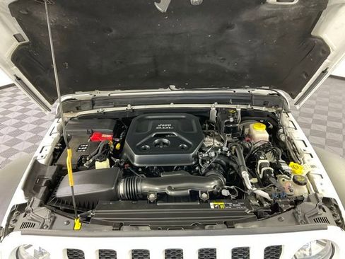 Used 2020 Jeep Wrangler Sport image 37