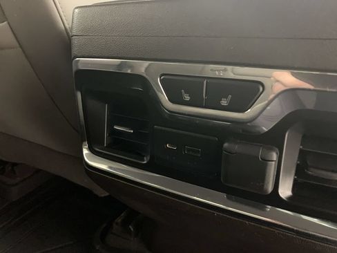 Used 2019 Chevrolet Silverado 1500 LTZ w/ LTZ Plus Package AWD/4WD image 26