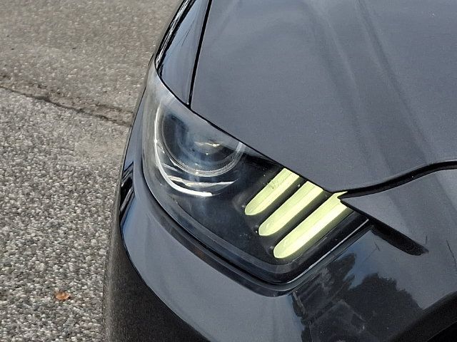 Used 2017 Ford Mustang Premium RWD image 27