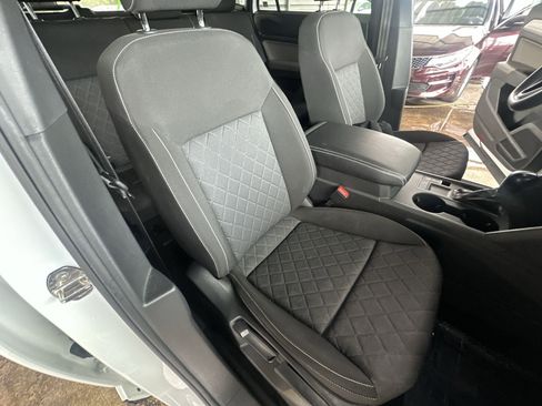 Used 2021 Volkswagen Atlas Cross Sport S image 28