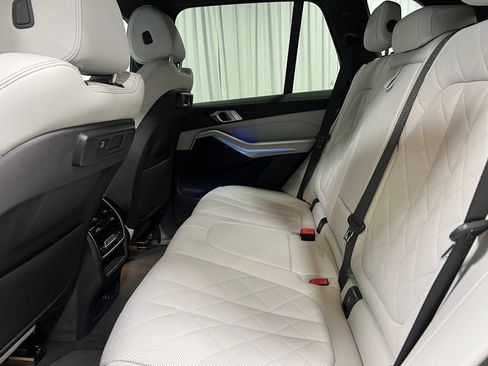 Used 2023 BMW X5 xDrive40i w/ Premium Package image 25