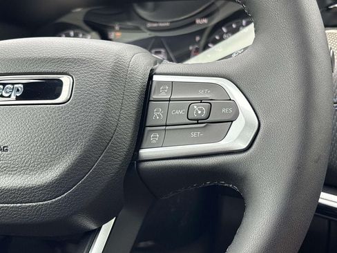 Certified 2026 Jeep Compass Limited AWD/4WD image 20