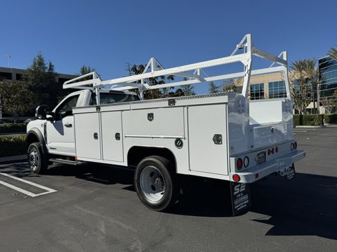 New 2025 Ford F450 XL w/ XL Chrome Package image 5