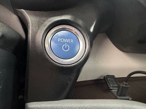 Used 2022 Toyota Sienna LE FWD image 33