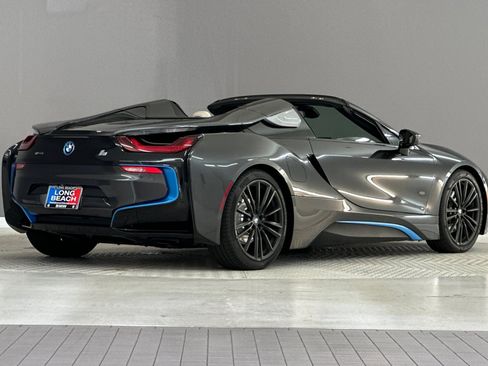 Used 2019 BMW i8 Roadster AWD/4WD image 8