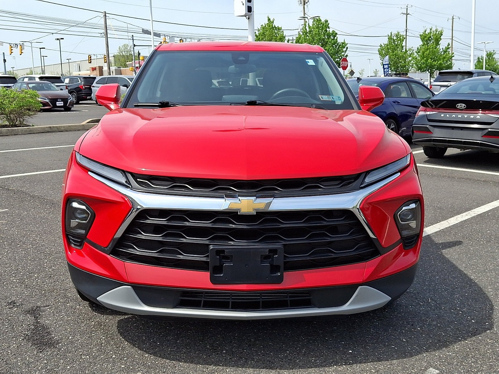 Used 2024 Chevrolet Blazer LT AWD/4WD image 2