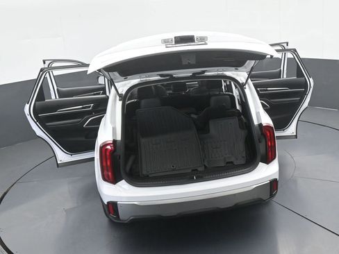 Used 2025 Kia Telluride LX FWD image 70