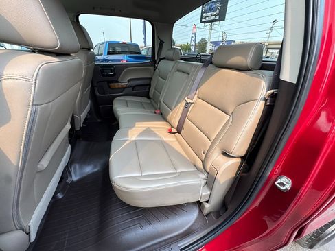 Used 2018 GMC Sierra 1500 SLT w/ SLT Premium Package AWD/4WD image 34