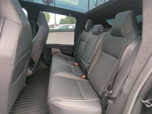 Used 2024 Tesla Cybertruck AWD Crew Cab image 13