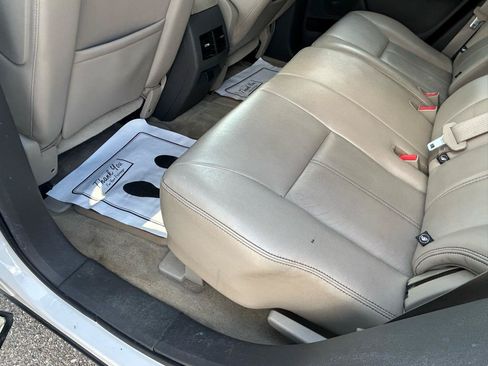 Used 2011 Ford Edge Limited FWD image 9