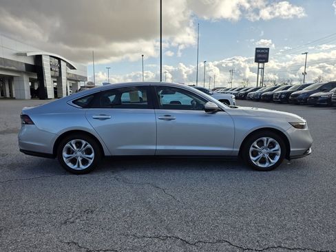 Used 2024 Honda Accord LX image 8