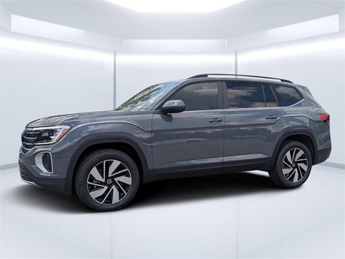 New 2026 Volkswagen Atlas SE image 7