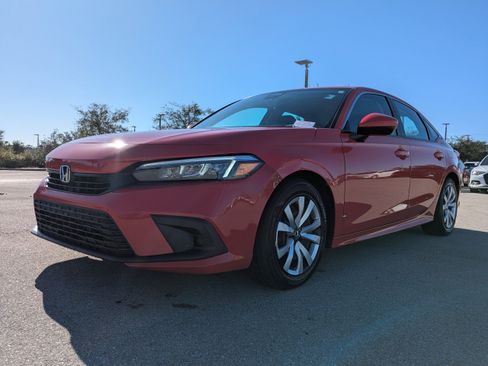 Used 2022 Honda Civic LX image 9