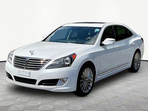 Used 2016 Hyundai Equus Signature RWD image 1