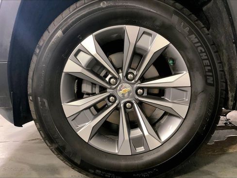 Used 2025 Chevrolet Equinox LT image 9