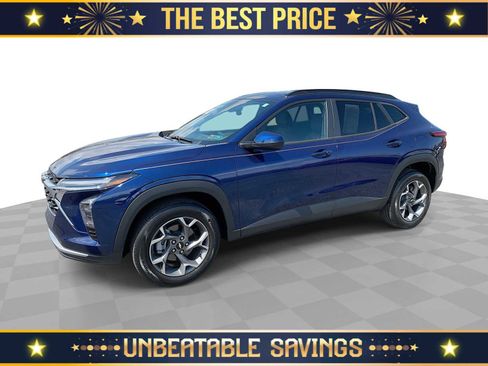 Certified 2024 Chevrolet Trax LT w/ LT Convenience Package image 1