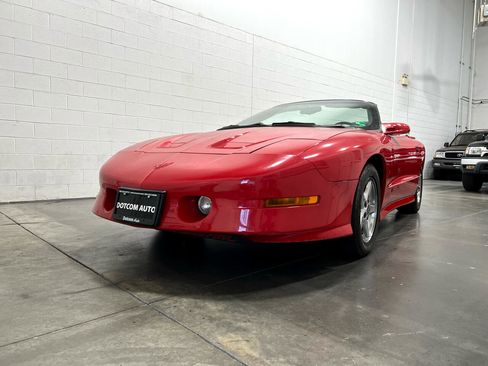 Used 1997 Pontiac Firebird Trans Am image 3