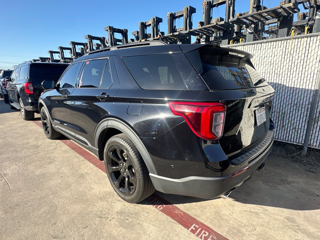 Used 2023 Ford Explorer ST-Line w/ Class IV Trailer Tow Package RWD image 7