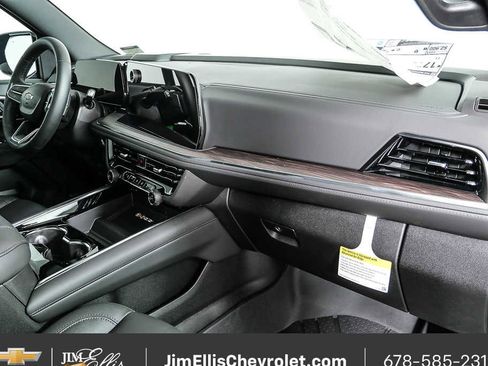 New 2026 Chevrolet Tahoe Z71 image 25