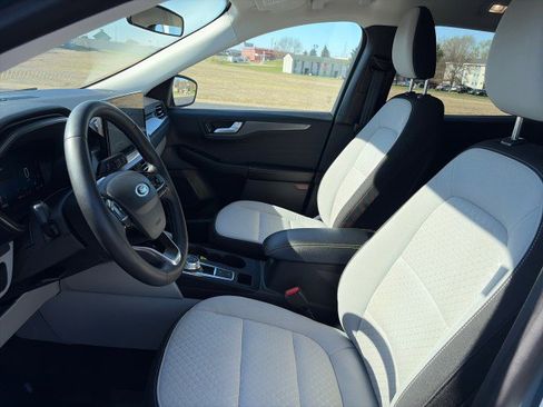 Used 2024 Ford Escape Active w/ Tech Pack #2 AWD/4WD image 9