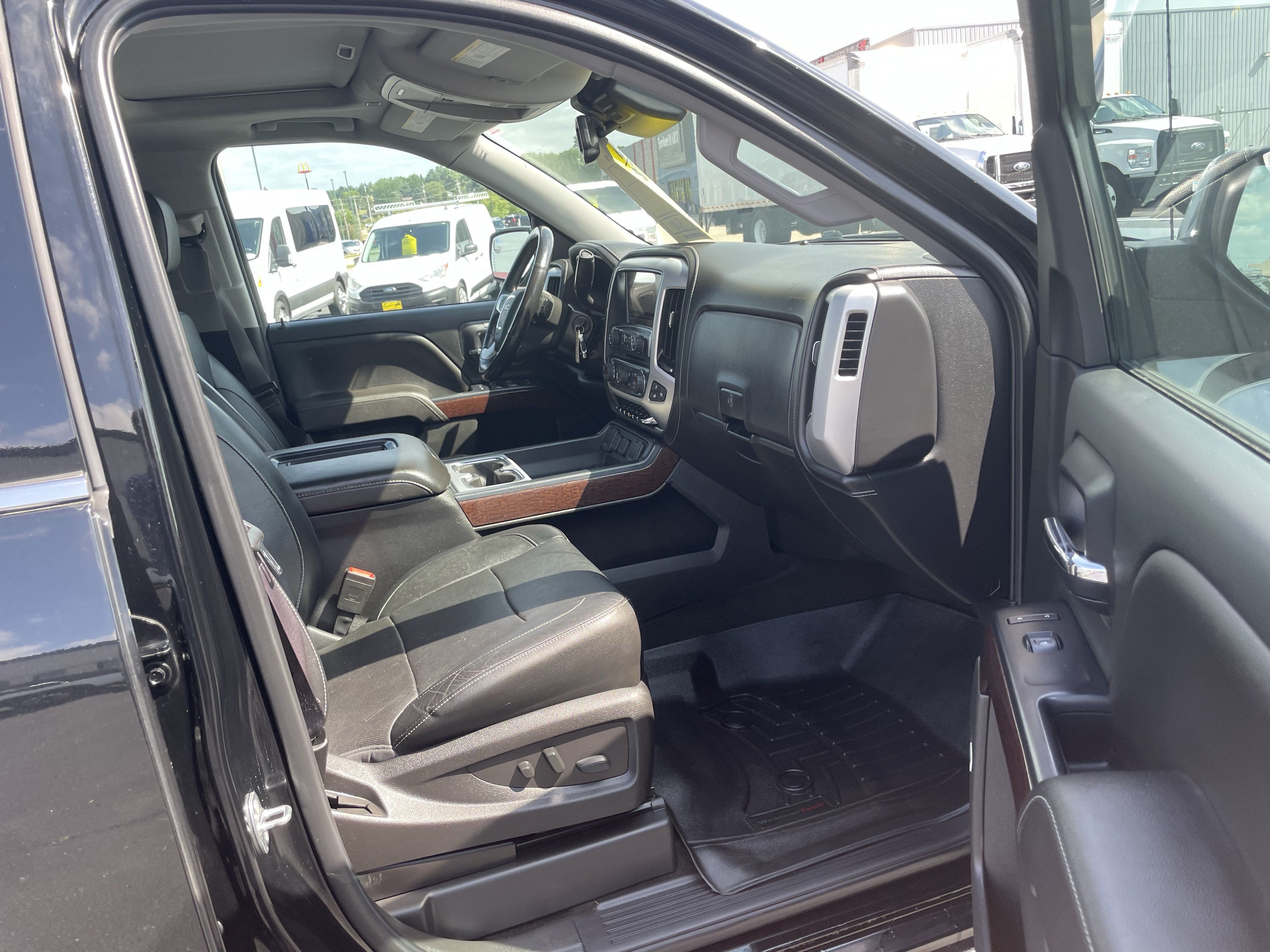 Used 2017 GMC Sierra 1500 SLT AWD/4WD image 31