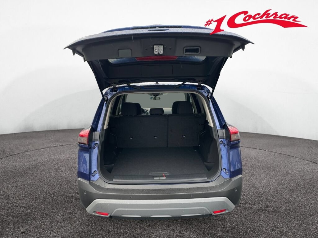 Used 2023 Nissan Rogue S AWD/4WD image 15