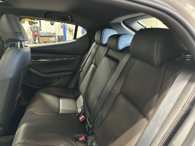 New 2026 MAZDA MAZDA3 Hatchback w/Premium Plus Pkg AWD/4WD image 31