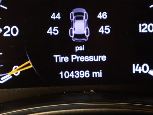 Used 2019 Jeep Grand Cherokee Altitude image 36