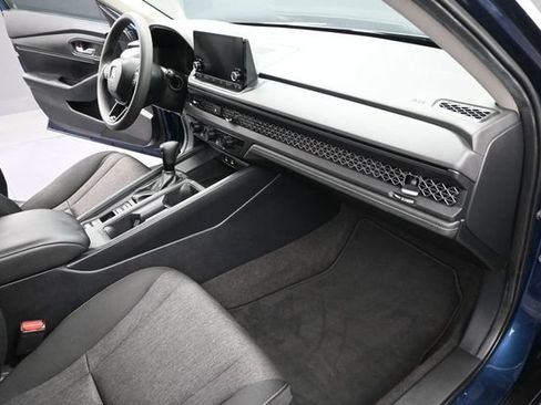 Used 2024 Honda Accord EX image 16