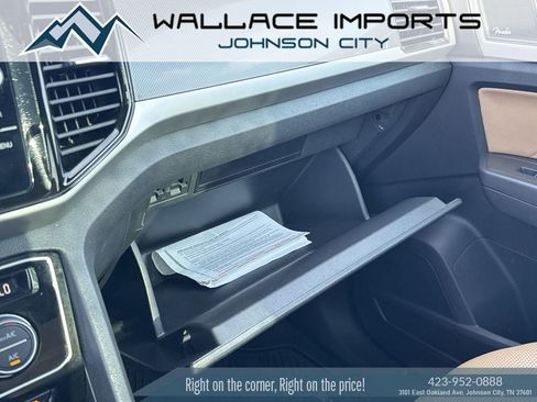 Certified 2022 Volkswagen Atlas Cross Sport SEL Premium R-Line AWD/4WD image 22