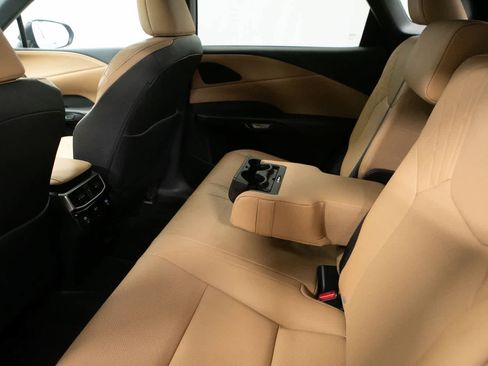 Used 2024 Lexus RX 350 Premium w/ Convenience Package FWD image 32