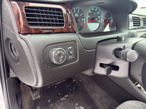 Used 2012 Chevrolet Impala LT image 14