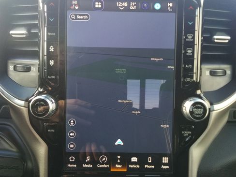 Used 2024 RAM 2500 Laramie w/ Safety Group image 28