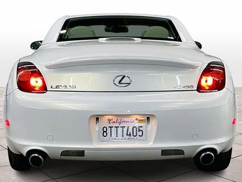 Used 2005 Lexus SC 430 Convertible image 7