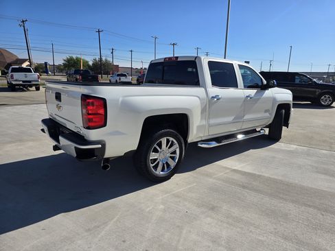 Used 2014 Chevrolet Silverado 1500 High Country w/ High Country Premium Package image 3