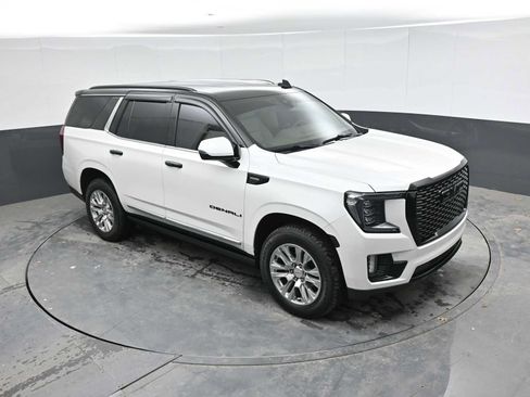 Used 2022 GMC Yukon Denali AWD/4WD image 18