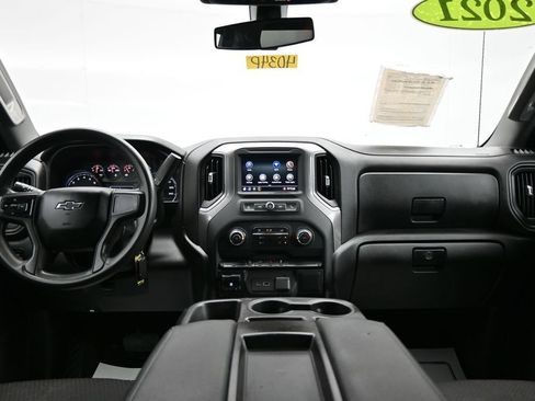 Used 2021 Chevrolet Silverado 1500 Custom Trail Boss AWD/4WD image 12