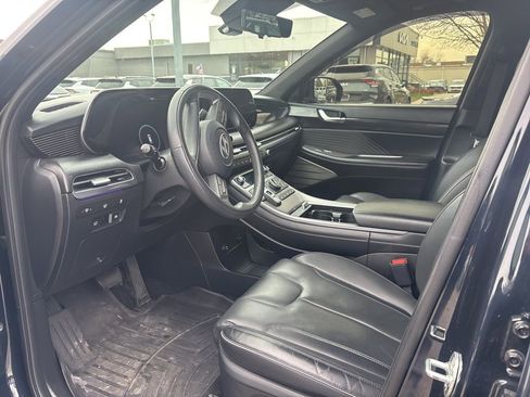 Used 2024 Hyundai Palisade Calligraphy image 17