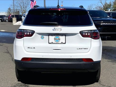 Used 2025 Jeep Compass Limited w/ Sun & Sound Group image 4