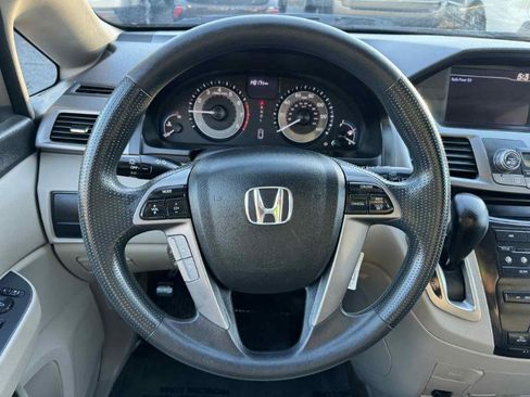 Used 2013 Honda Odyssey LX image 19