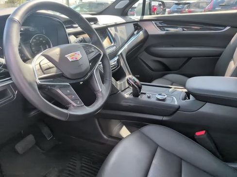 Used 2023 Cadillac XT5 Premium Luxury AWD/4WD image 16