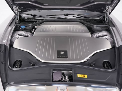 New 2025 Rolls-Royce Spectre w/ Spectre Launch Package image 45