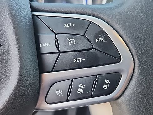 Certified 2022 Chrysler Pacifica Touring-L FWD image 14
