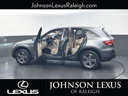 Used 2020 Mercedes-Benz GLC 300 4MATIC image 36