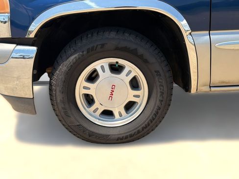 Used 2000 GMC Sierra 1500 2WD Extended Cab image 11