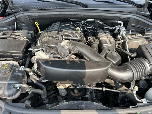 Used 2024 Dodge Durango GT AWD/4WD image 10