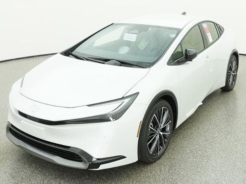 New 2026 Toyota Prius XLE FWD image 15