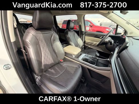 Certified 2025 Kia Carnival image 28