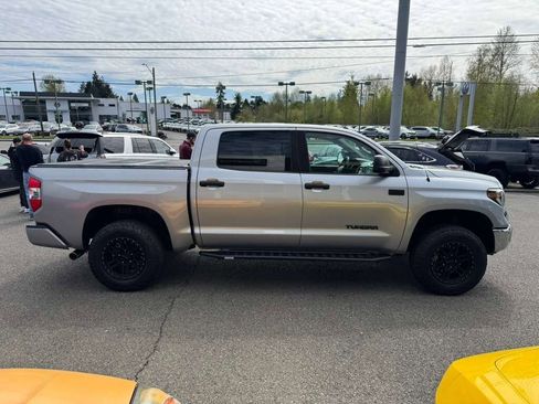Used 2019 Toyota Tundra SR5 w/ TRD Off Road Package image 15