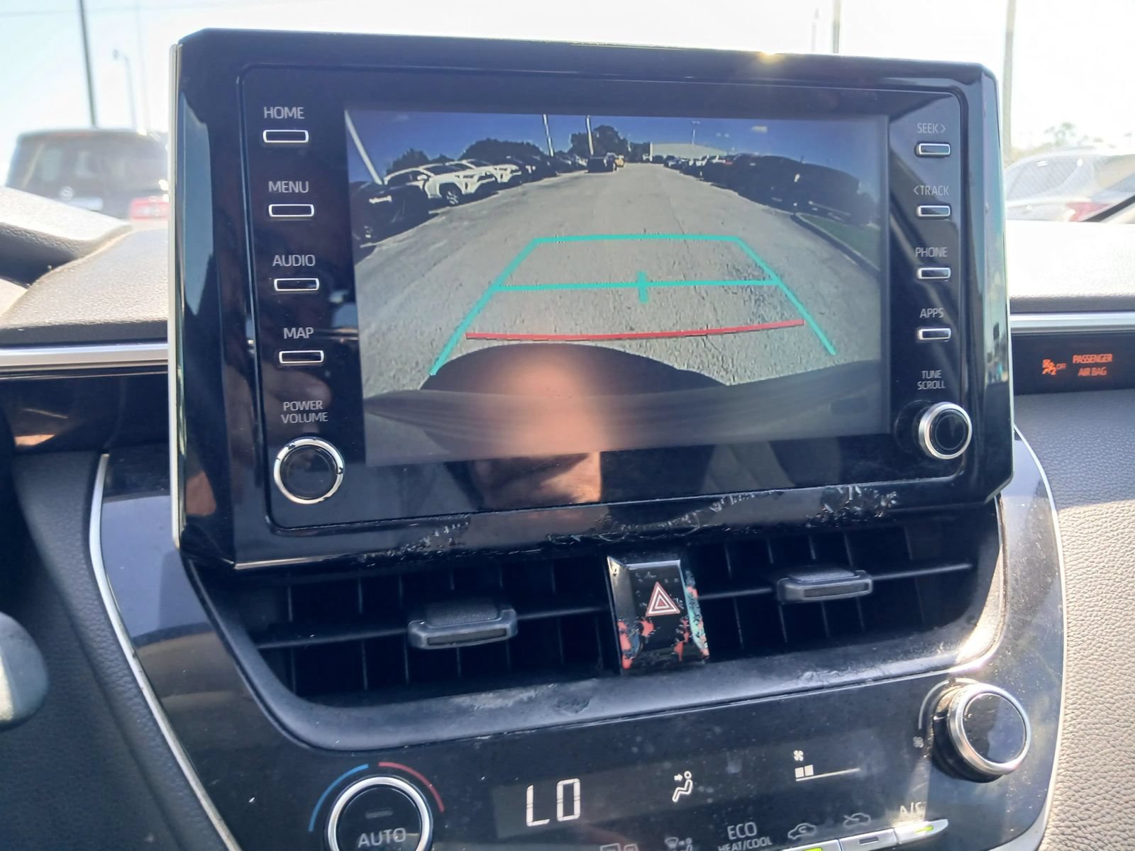 Used 2020 Toyota Corolla LE FWD image 26